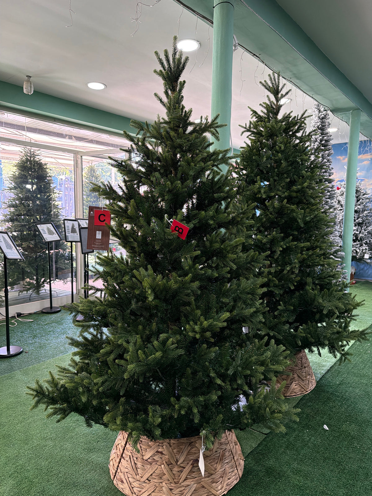 Albero di Natale Nordmann Fir 210 cm Ø150 cm Everlands – 3.566 Punte PE/PVC