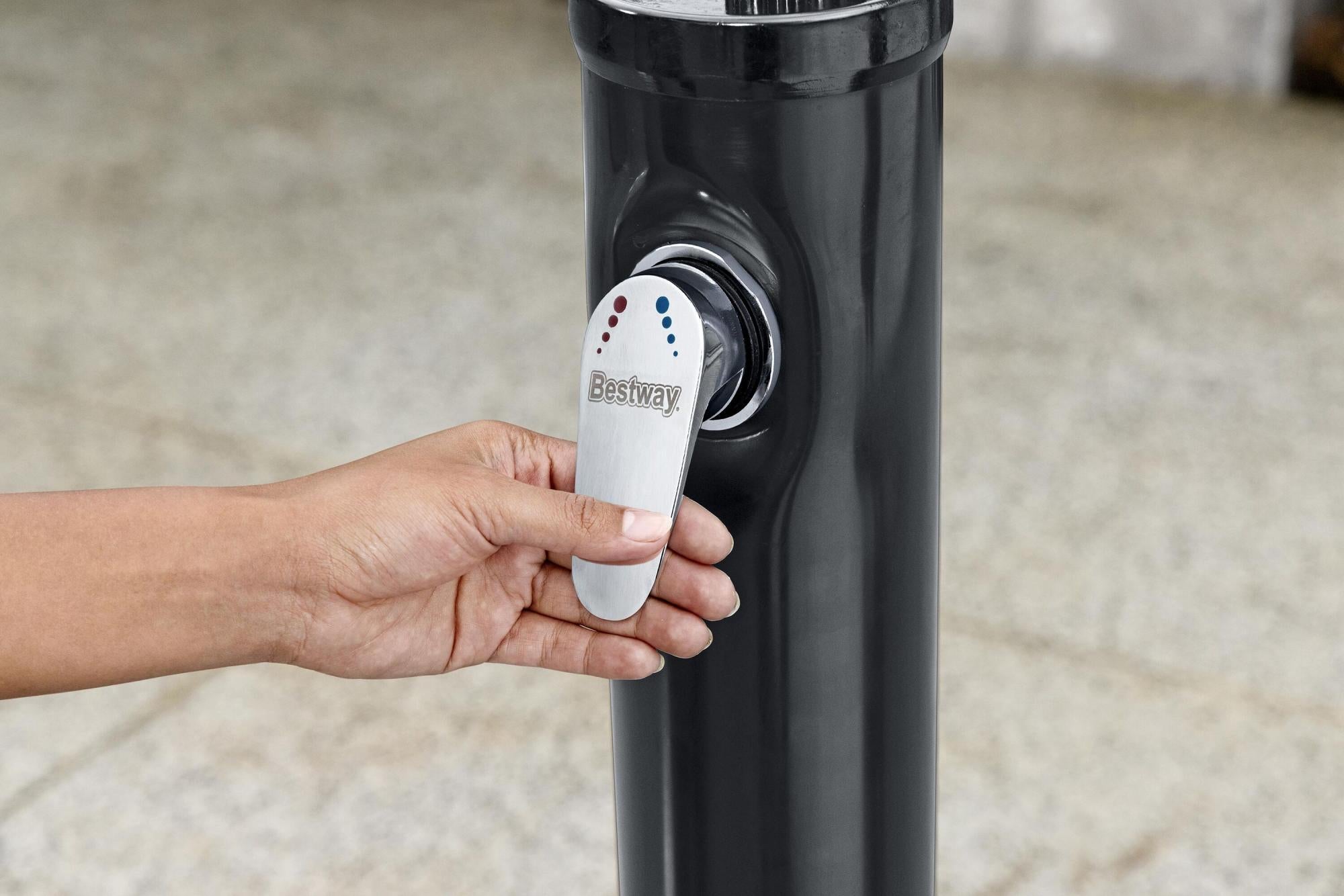 Doccia Solare da Giardino Bestway SolarFlow 8 Litri – Altezza 2,18 m con Soffione e Portasapone