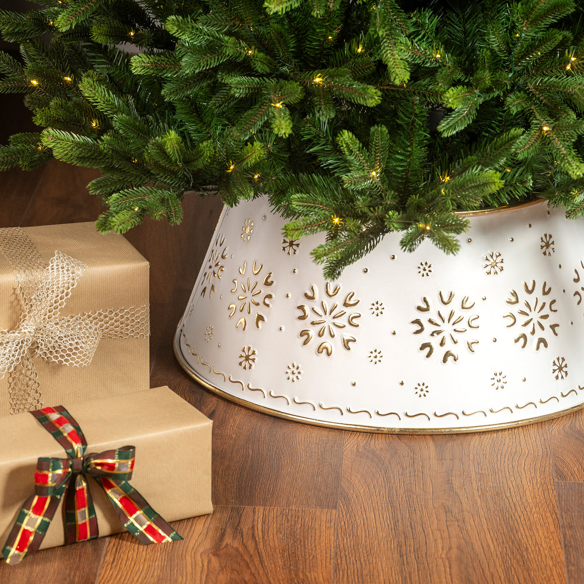 Copribase Albero di Natale in Ferro Bianco e Oro Ø70 x H27 cm