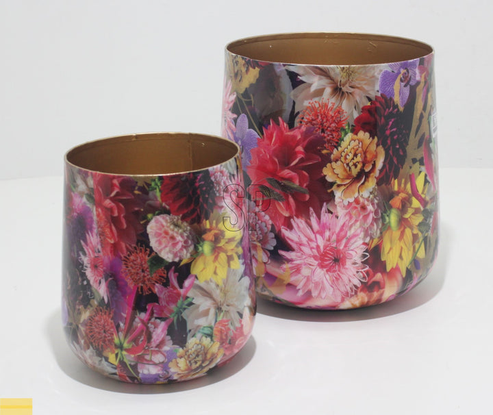 Vaso in metallo decorato con fiori cod. A67825280