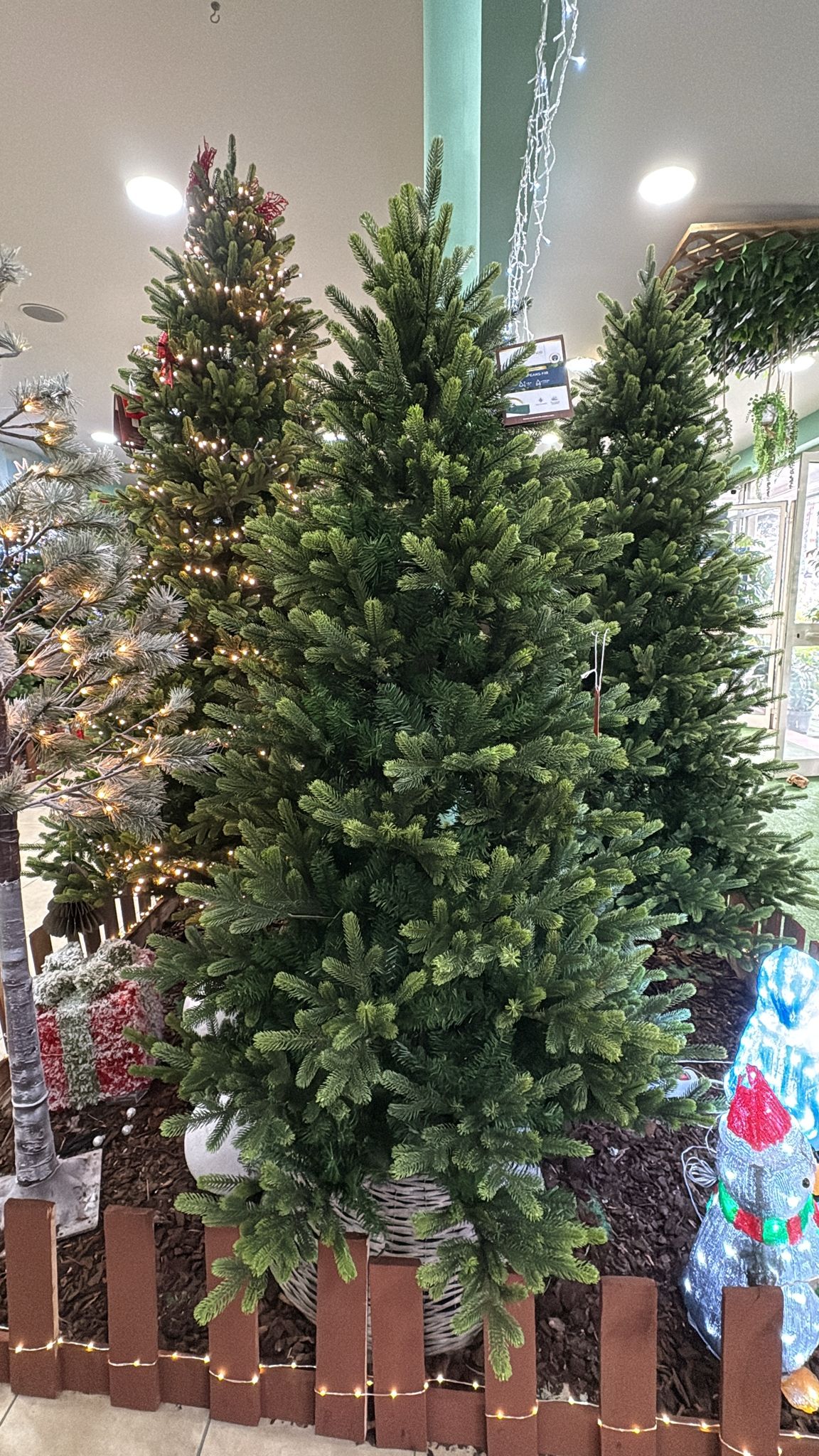 Albero di Natale Sunpeaks Fir 180 cm Ø112 cm (cod. 684406) – Everlands