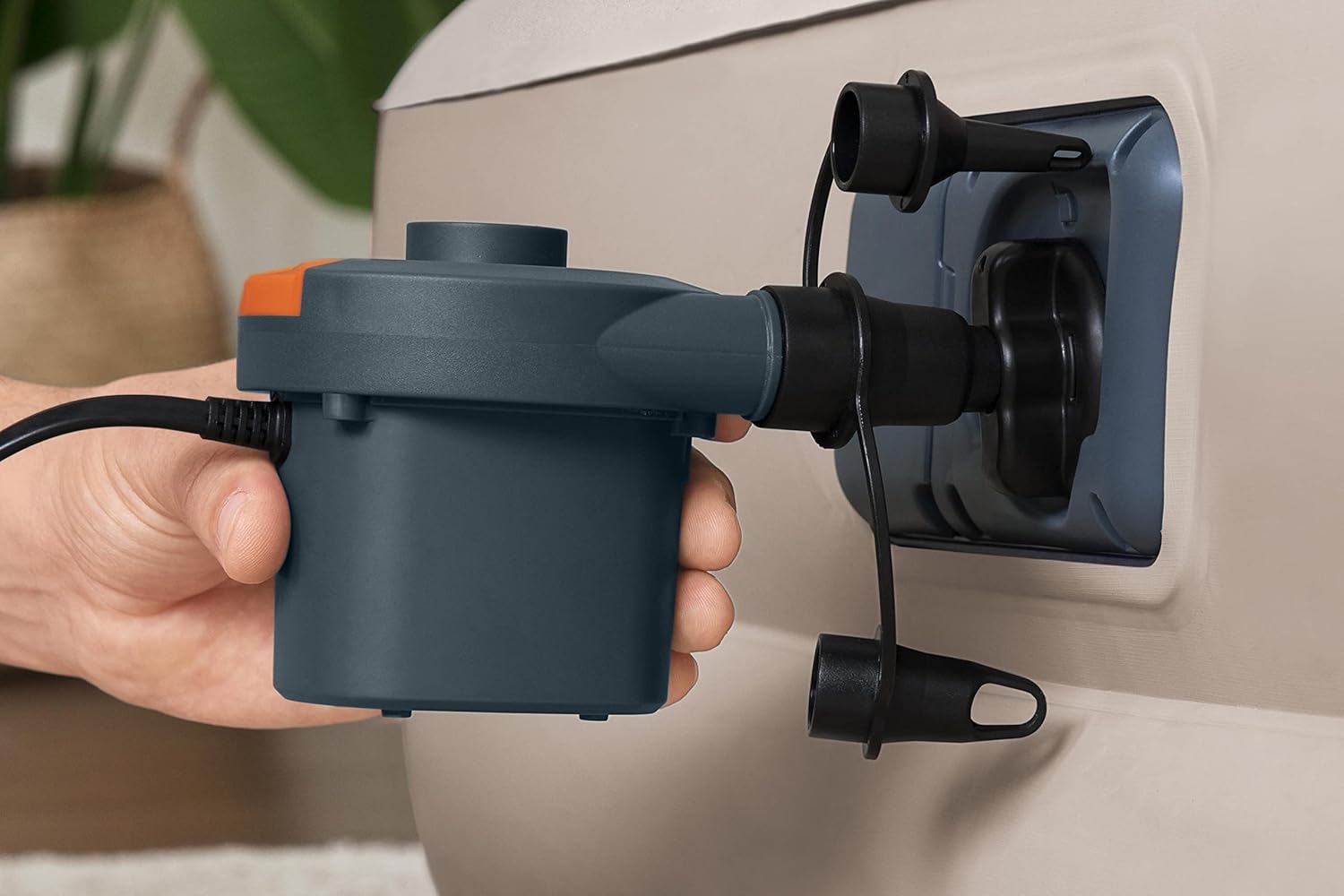 Pompa di Gonfiaggio Elettrica Bestway PowerTouch CA – 680 L/min con 3 Adattatori