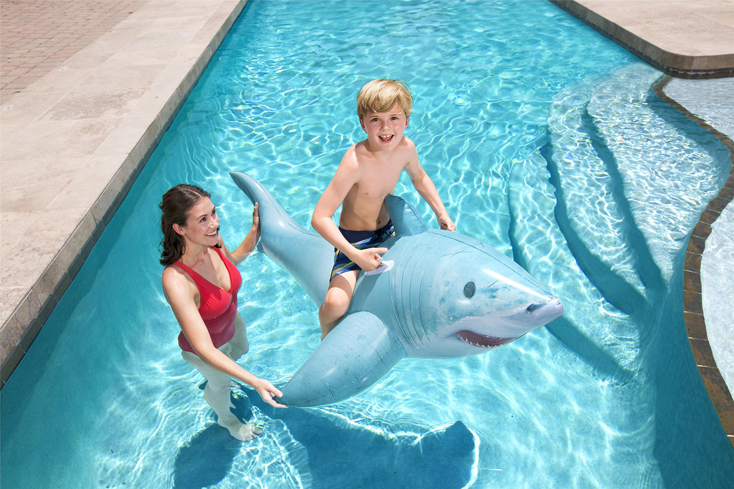 Bestway Squalo 3D - Cavalcabile Gonfiabile Fotorealistico 183x102 cm
